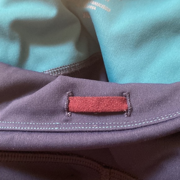 Athleta crunch, 7/8 tight XS, multi colored striped workout leggings - Picture 12 of 12